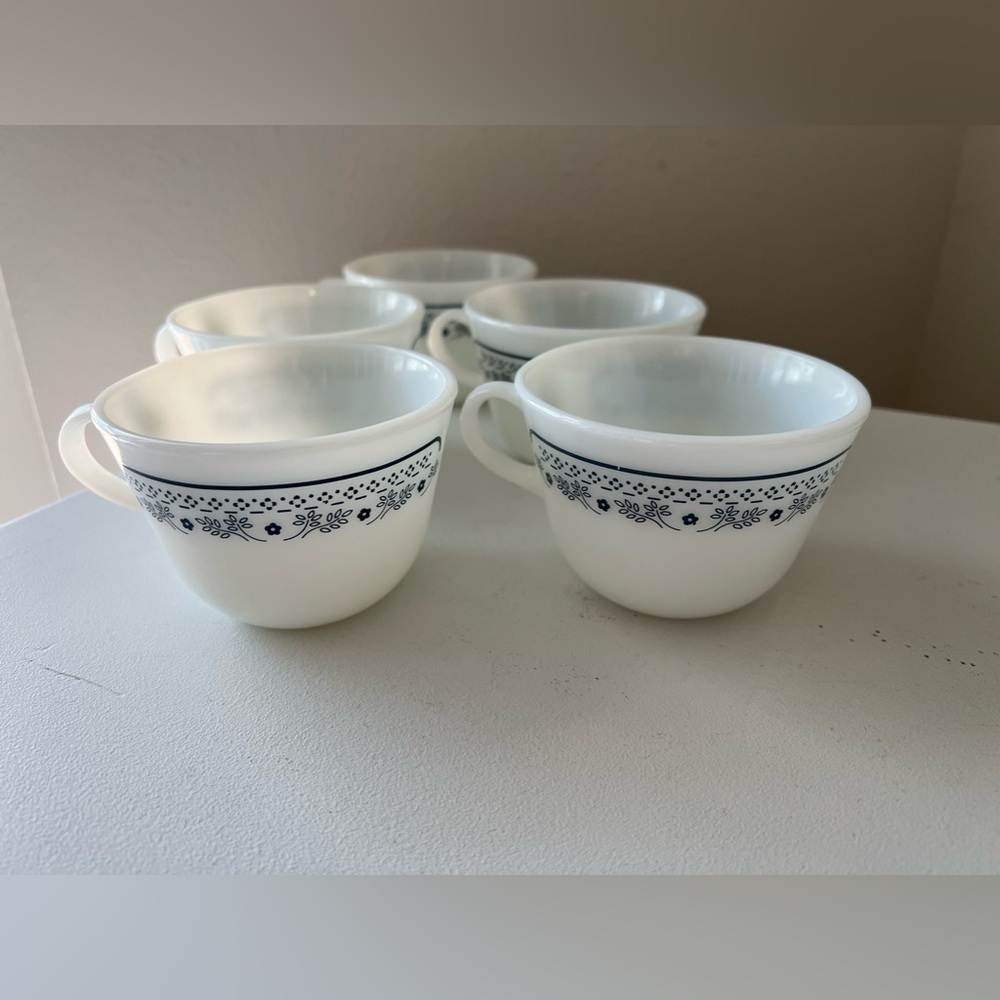 VINTAGE PYREX CORNING COFFEE/TEA CUPS SET OF 5 Rare Pattern